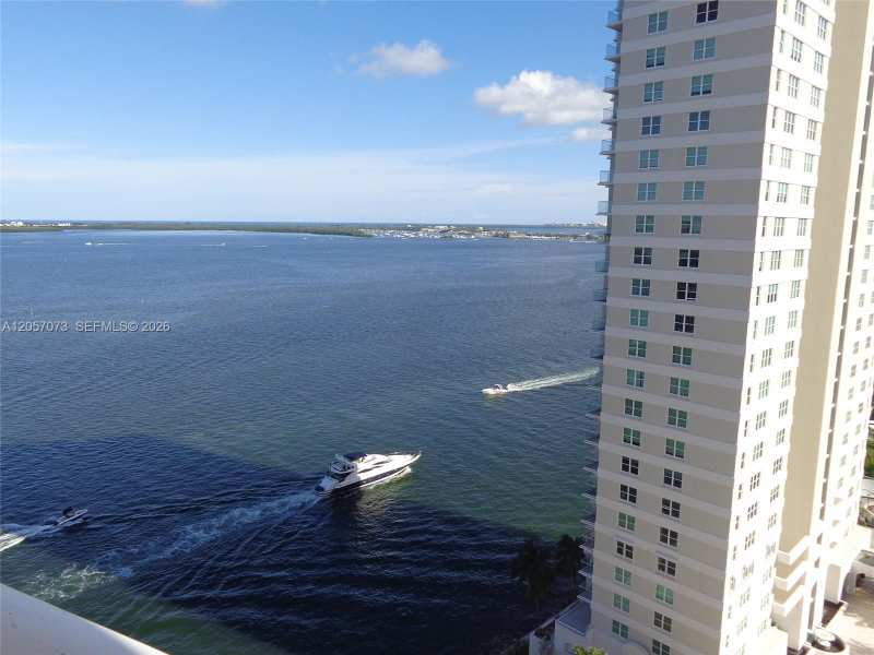 770 Claughton Island Dr # 2010, Miami FL 33131