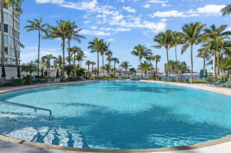 44 Cocoanut Row # 222b, Palm Beach FL 33480
