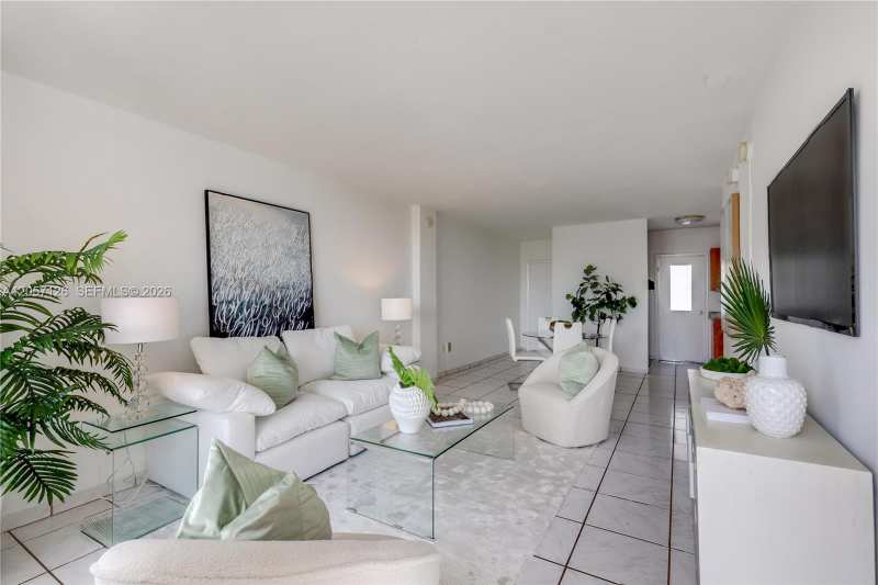 1300 Lincoln Rd # B802, Miami Beach FL 33139