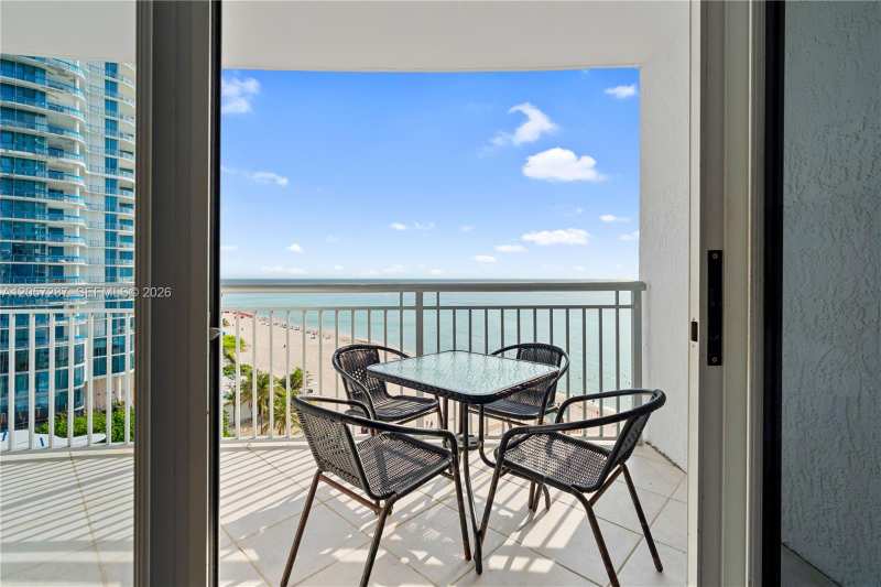 17375 Collins Ave # 1108, Sunny Isles Beach FL 33160