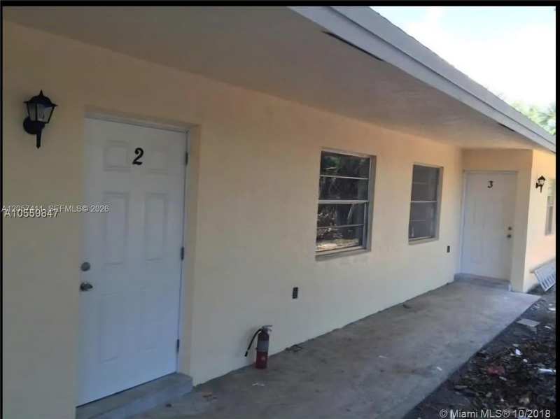 853 SW 9th Ct # 2, Pompano Beach FL 33060