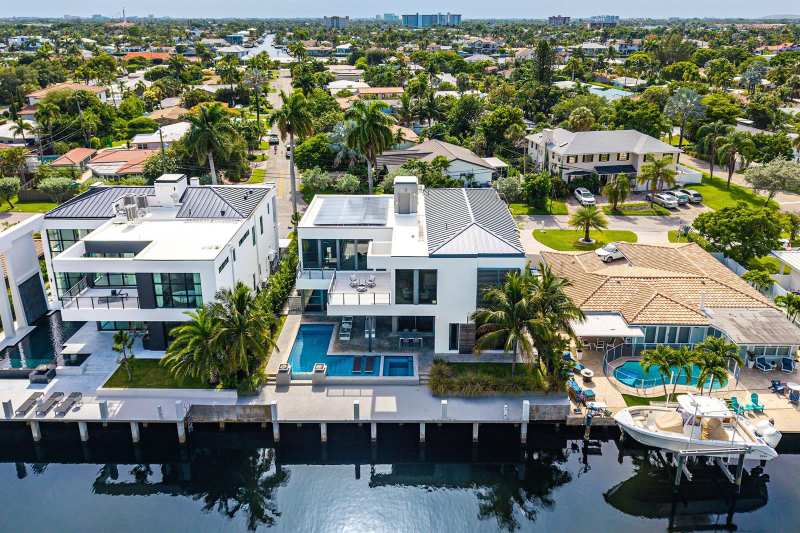 1650 E Terra Mar Drive, Lauderdale By The Sea FL 33062