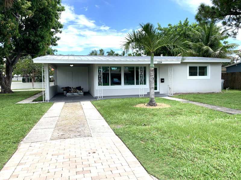 2219 SE 13TH Street, Pompano Beach FL 33062