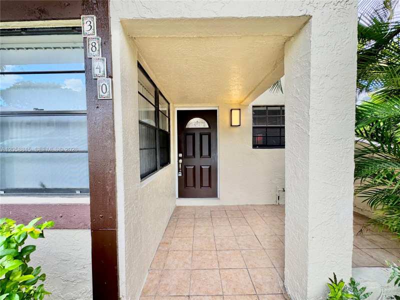 3840 SW 52nd Ave # 3840, Pembroke Park FL 33023