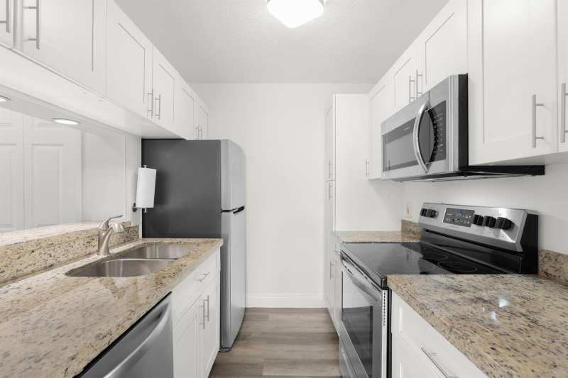 4541 W McNab Road # 17, Pompano Beach FL 33069
