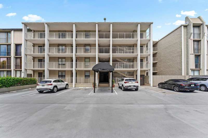501 SW 11th Place # 412, Boca Raton FL 33432