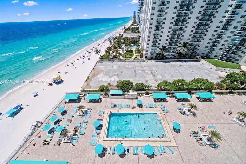 3725 S Ocean Dr # 1204, Hollywood FL 33019