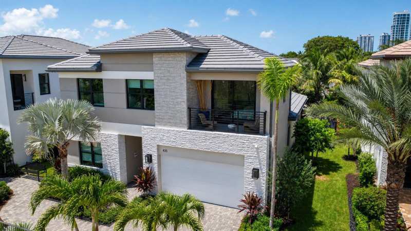 415 42nd Street, West Palm Beach FL 33407