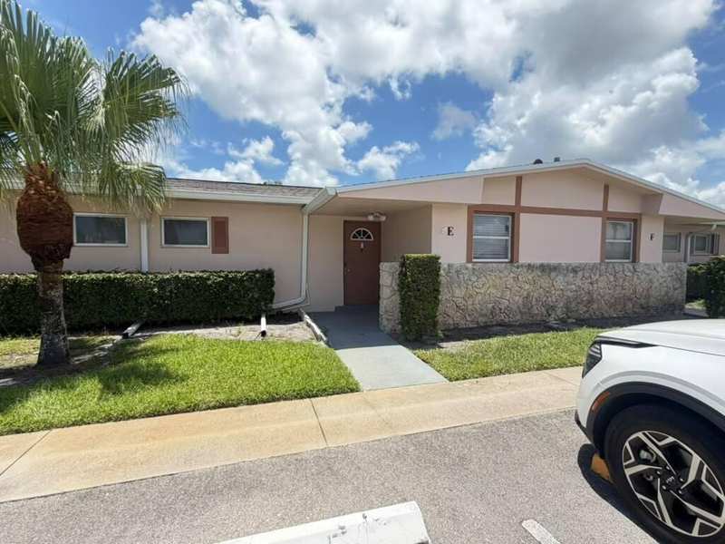 2727 DUDLEY Drive W, West Palm Beach FL 33415
