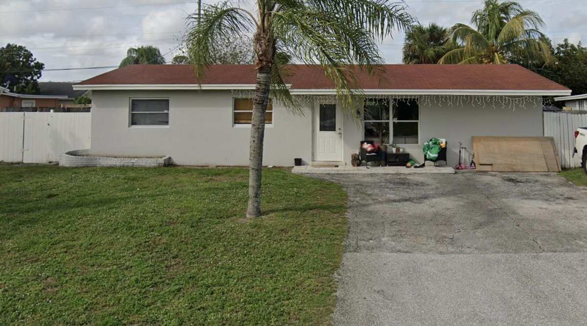 621 Casper Avenue, West Palm Beach FL 33413