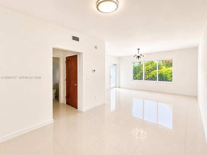 1027 94th St # 7, Bay Harbor Islands FL 33154