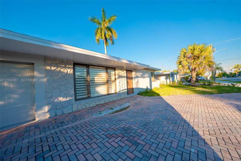 1221 W Camino Real # 1221, Boca Raton FL 33486