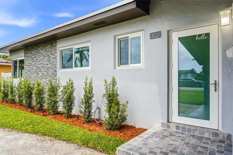 18120 NW 16th Ave, Miami Gardens FL 33169