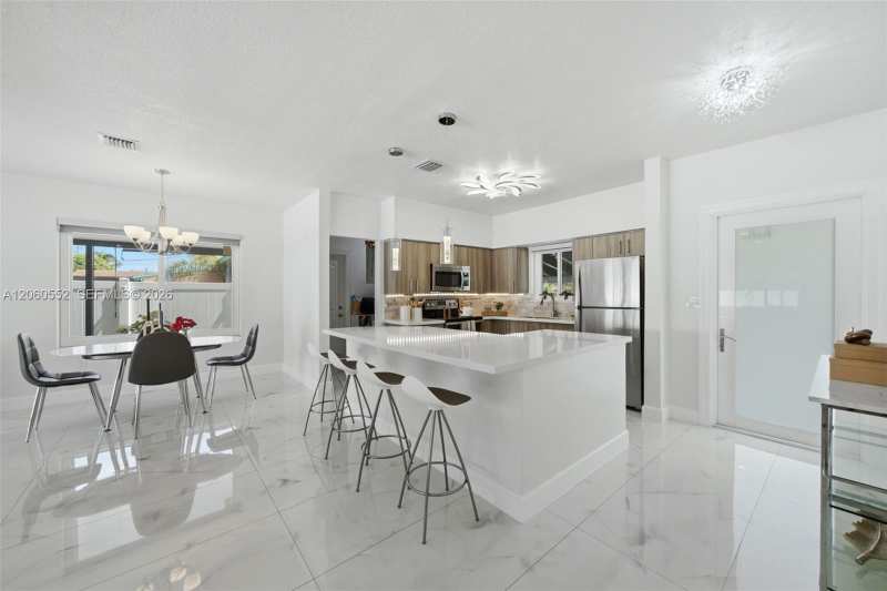 18120 NW 16th Ave, Miami Gardens FL 33169