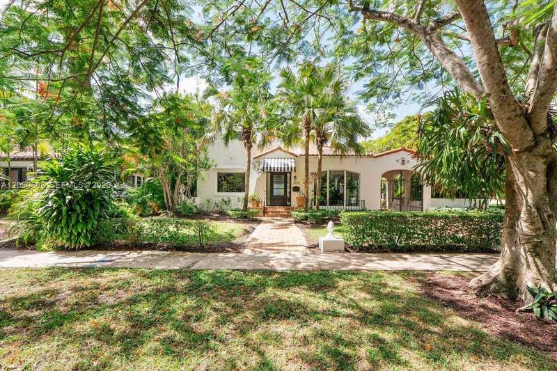 1042 Sorolla Ave, Coral Gables FL 33134