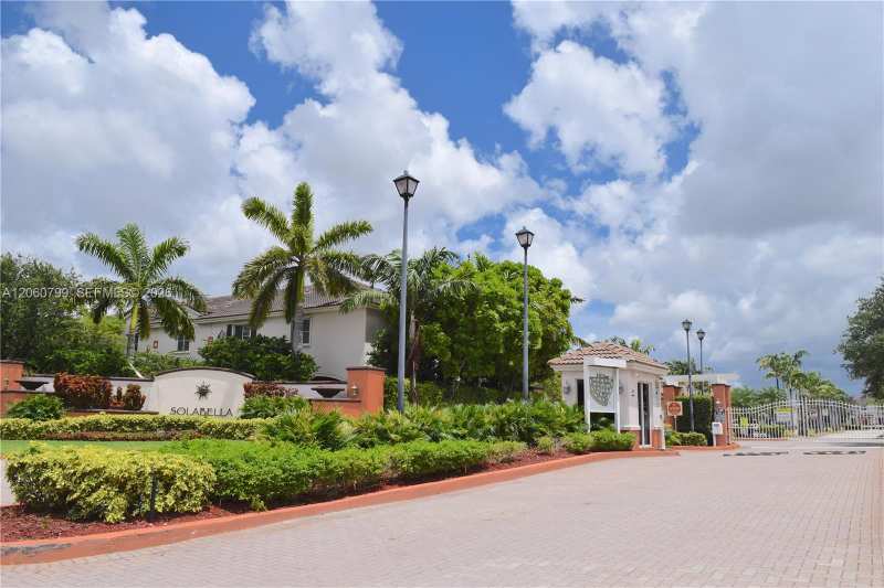 17347 NW 7th Ave # 108, Miami Gardens FL 33169