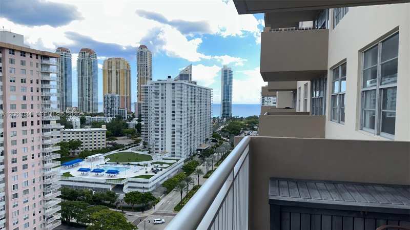 250 174th St # 1808, Sunny Isles Beach FL 33160