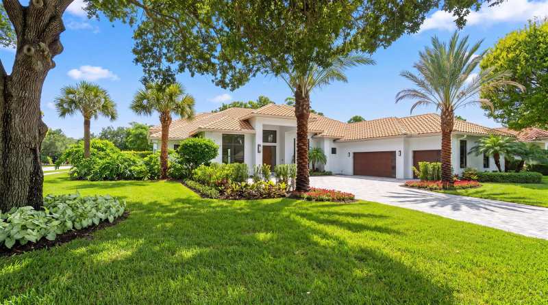 1712 Mayacoo Lakes Boulevard, West Palm Beach FL 33411