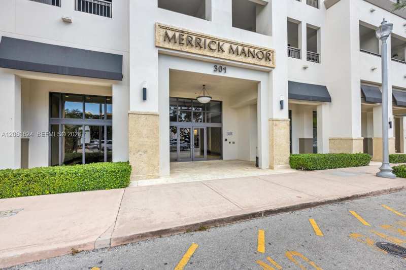 301 Altara Ave # 827, Coral Gables FL 33146
