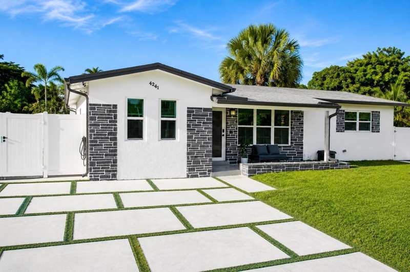 4241 SW 21ST Street, Fort Lauderdale FL 33317