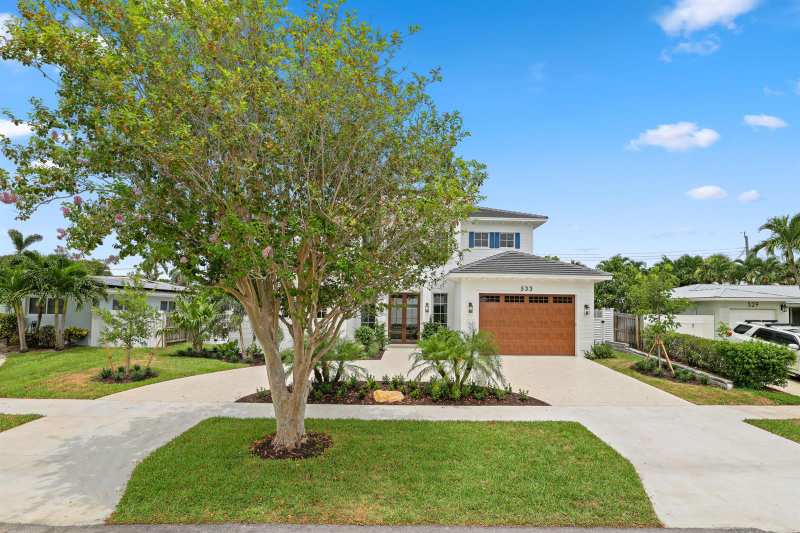 533 Driftwood Road, North Palm Beach FL 33408