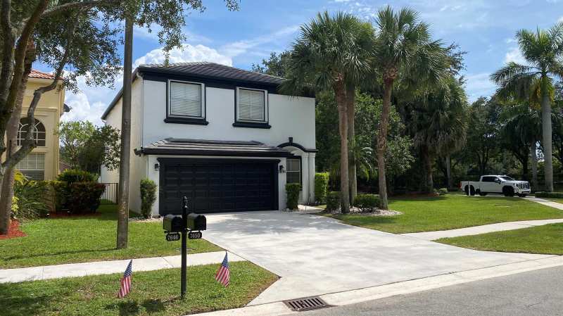 7650 OAK GROVE Circle, Lake Worth FL 33467