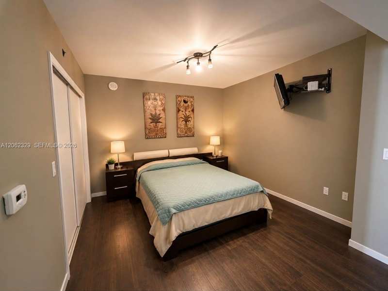 1830 S Ocean Dr # 1405, Hallandale Beach FL 33009