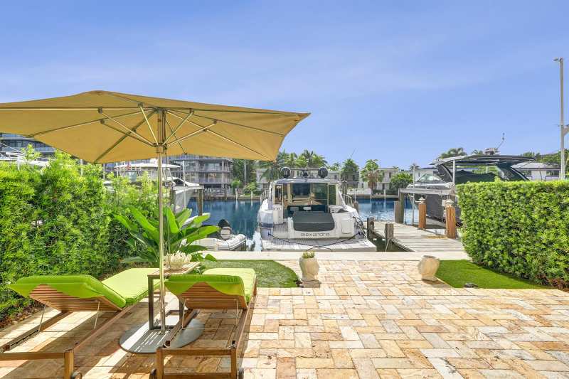 210 HENDRICKS Isle, Fort Lauderdale FL 33301
