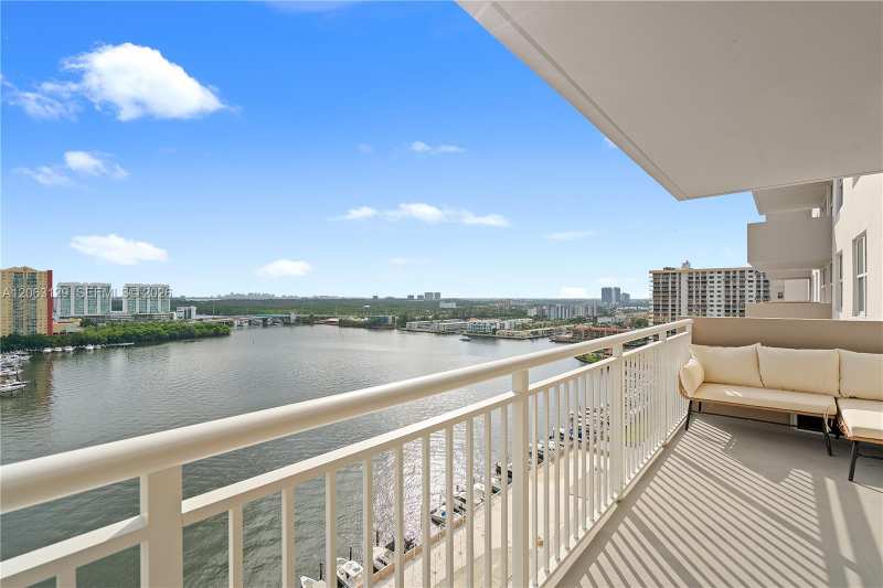 250 174th St # 1803, Sunny Isles Beach FL 33160