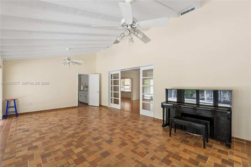 2514 E Granada Blvd, Coral Gables FL 33134