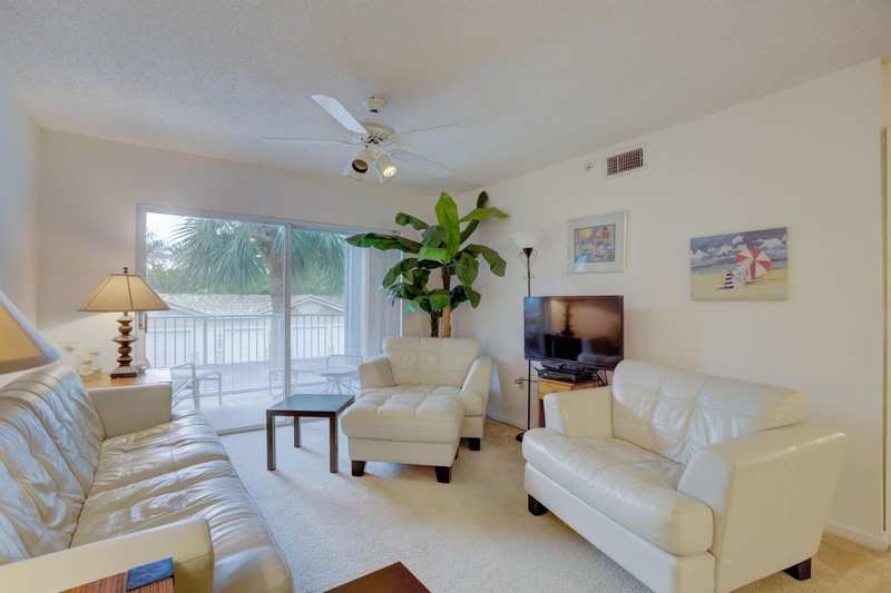 242 VILLAGE Boulevard # 2205, Tequesta FL 33469