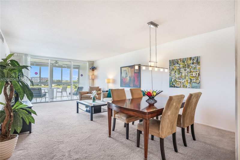 3091 N Course Dr # 502, Pompano Beach FL 33069