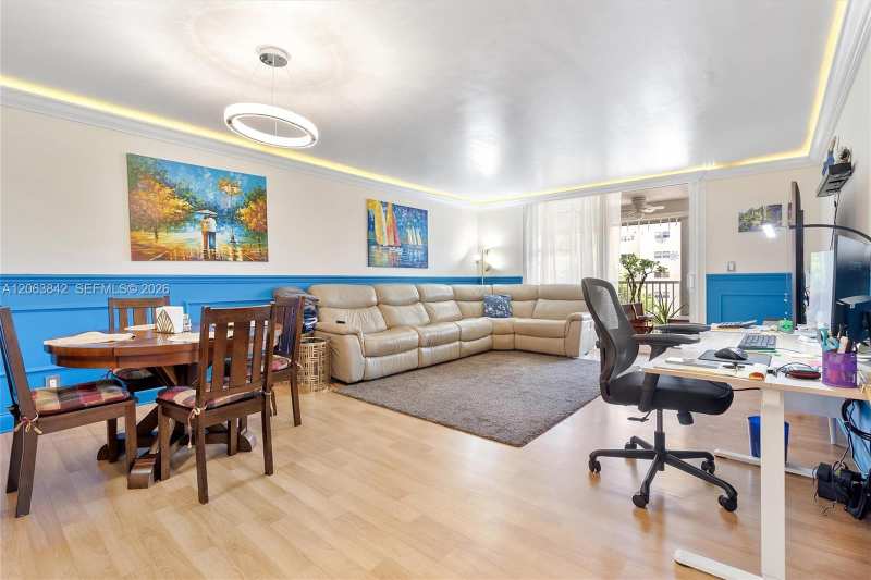 1000 NE 12th Ave # 408, Hallandale Beach FL 33009