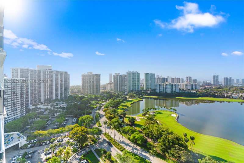 3675 N Country Club Dr # 2208, Aventura FL 33180