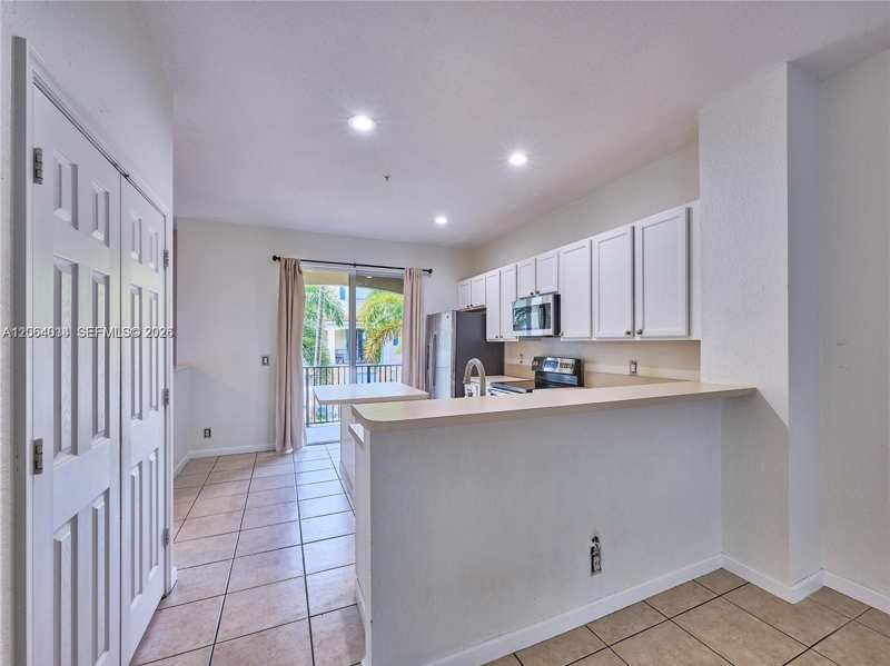 3182 N Greenleaf Cir, Boynton Beach FL 33426