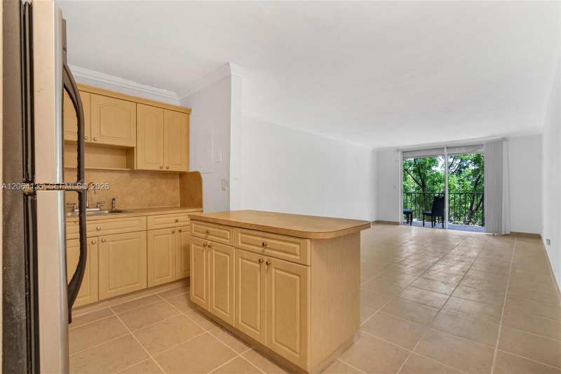 1465 NE 123rd St # 416, North Miami FL 33161
