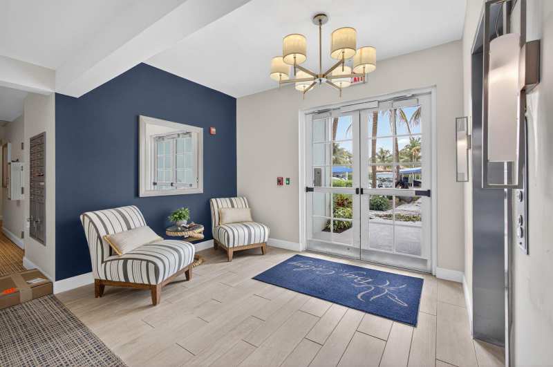 1013 BAY COLONY Drive S, Juno Beach FL 33408