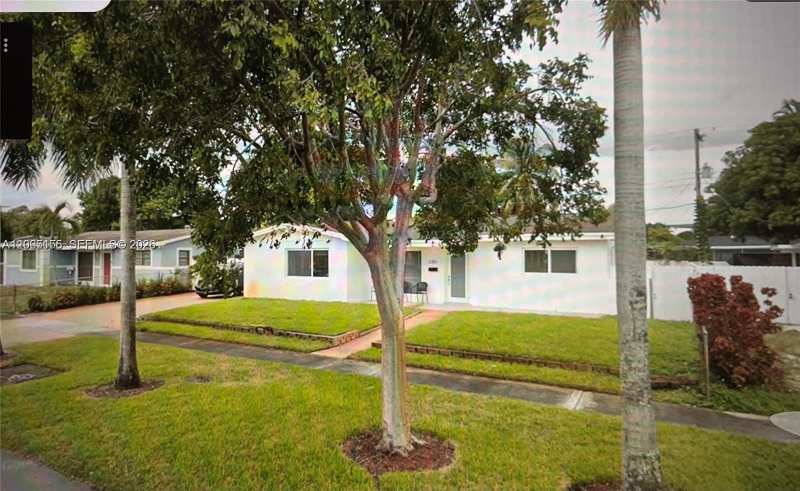 2301 NW 191st St, Miami Gardens FL 33056