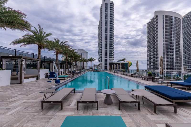 4010 S Ocean Dr # R409, Hollywood FL 33019