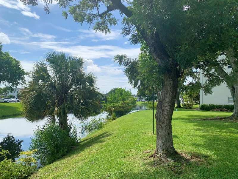 1040 NEWPORT H # 1040, Deerfield Beach FL 33442