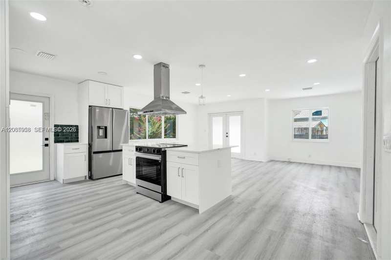 2343 NW 28th St # 1, Oakland Park FL 33311