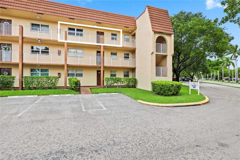 2911 N Pine Island Rd # 311, Sunrise FL 33322