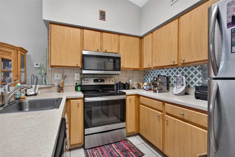 2445 SW 18th Ter # 807, Fort Lauderdale FL 33315