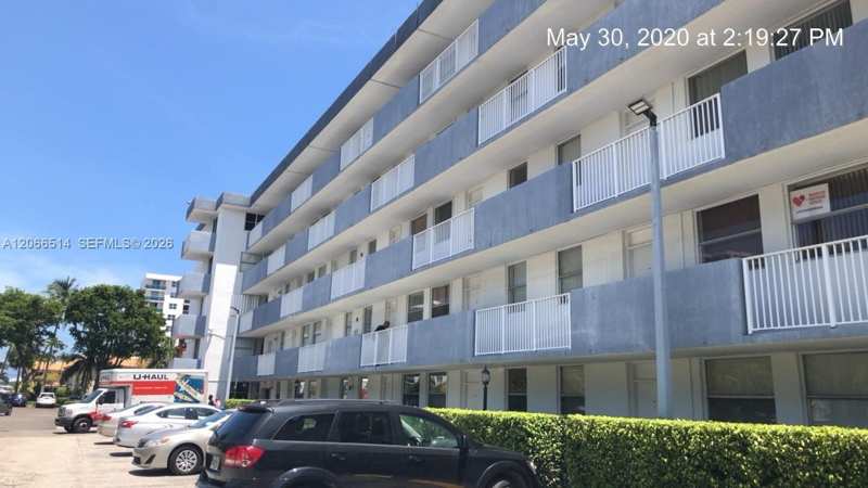 1801 S Treasure Dr # 401, North Bay Village FL 33141