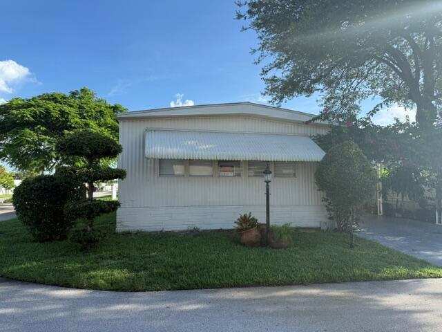 1817 DOLPHIN Place, Deerfield Beach FL 33442
