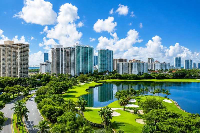 3675 N Country Club Dr # 401, Aventura FL 33180