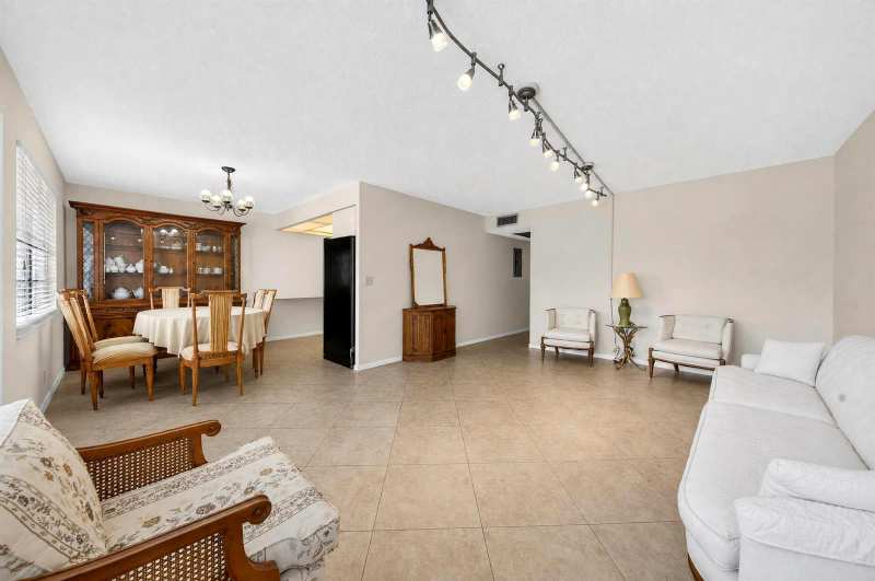 206 Richmond A # 206, Deerfield Beach FL 33442