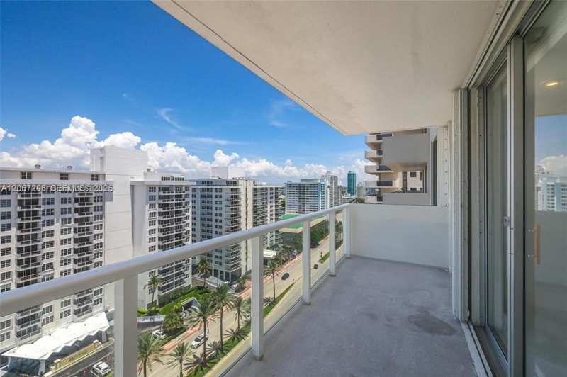 5701 Collins Ave # 1611, Miami Beach FL 33140