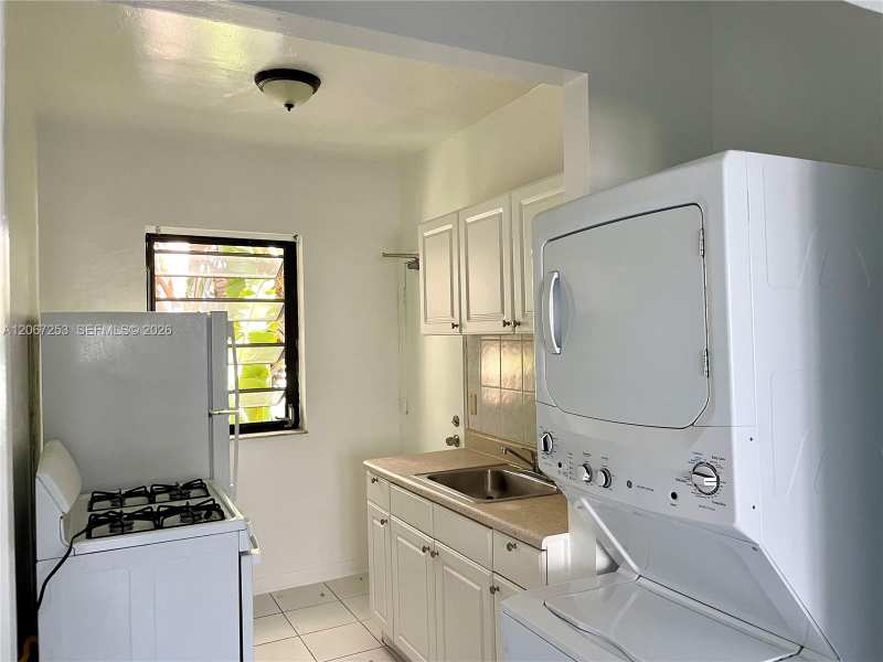 411 Meridian Ave # 7, Miami Beach FL 33139