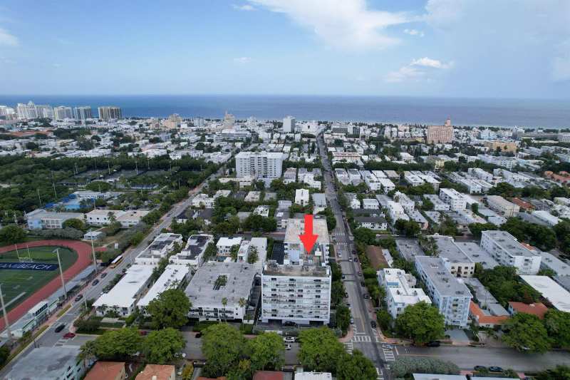 1045 10TH Street # 301, Miami Beach FL 33139